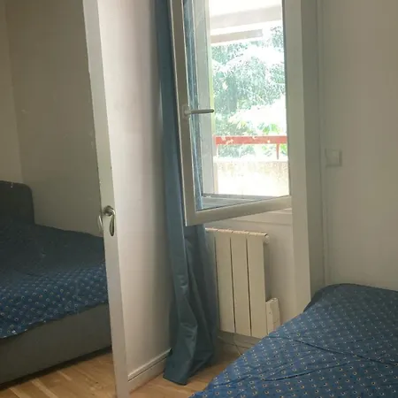 6 Ps Dans De Standing Republique - Canal Saint Martin Apartment *